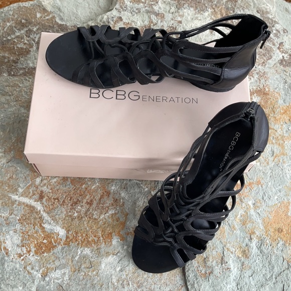 9.5 / 39 BCBGeneration strappy gladiator sandals flats black leather elastic zip - Picture 8 of 16